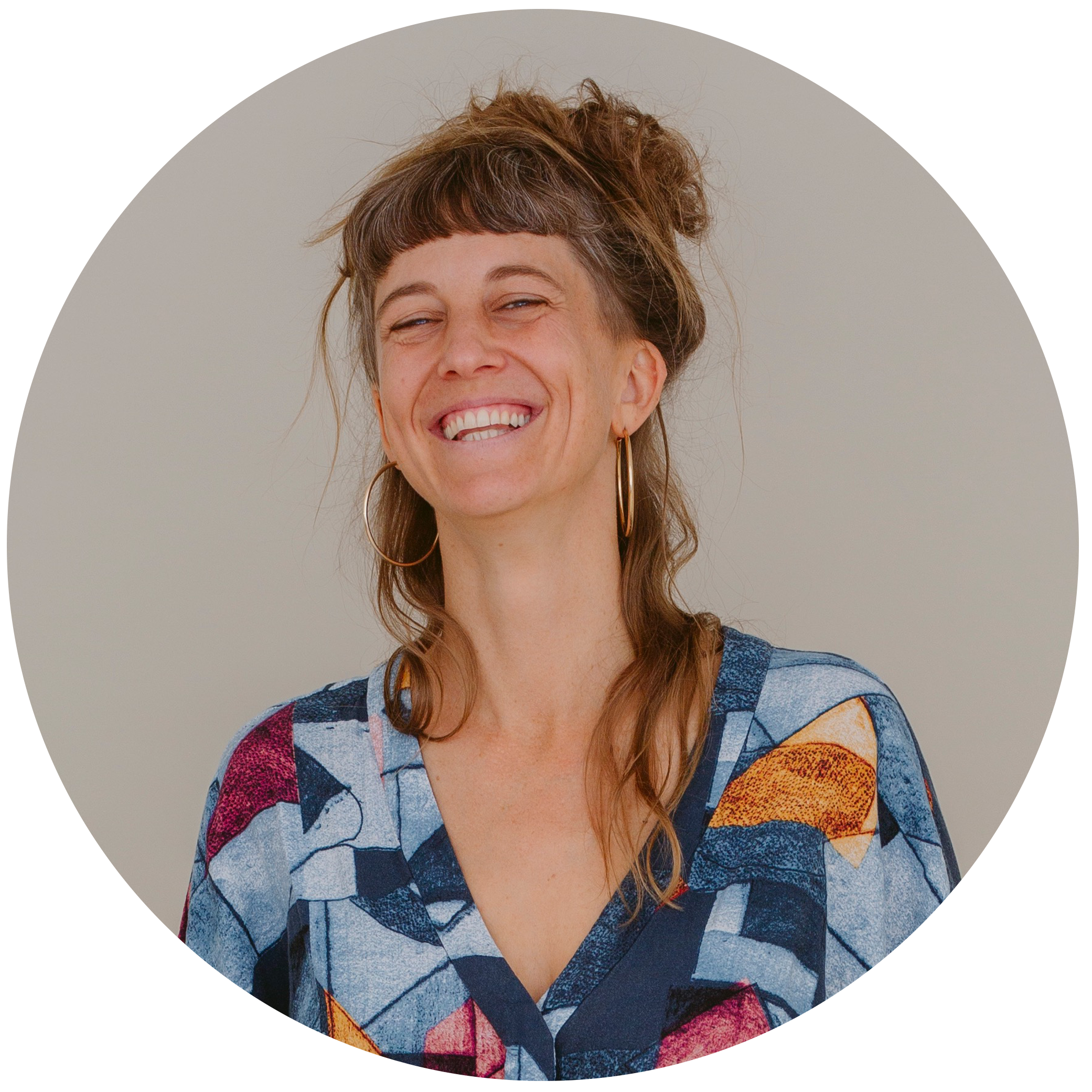 20200109 Portrait Iva Samina Kreis.png