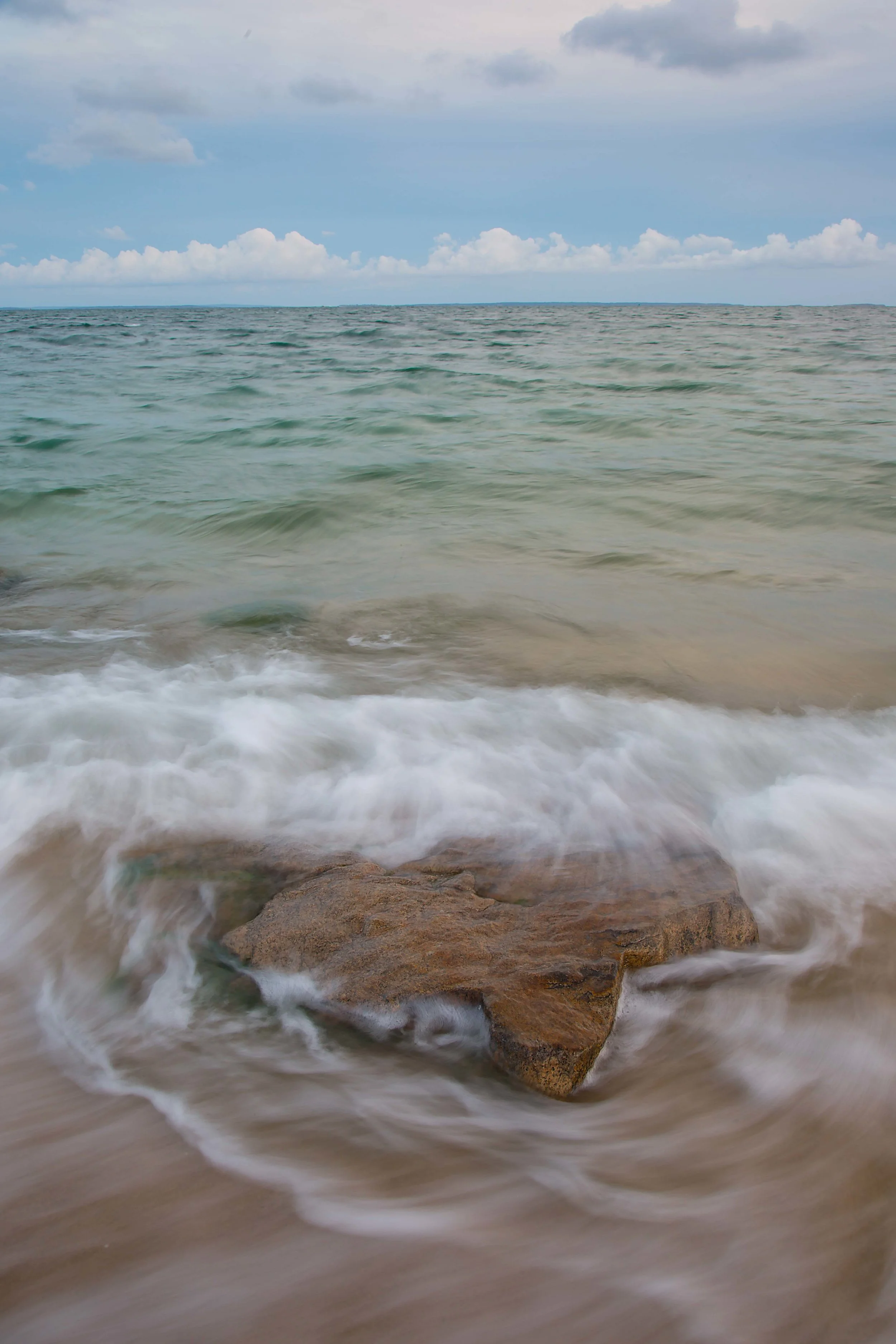 Round Hill Beach