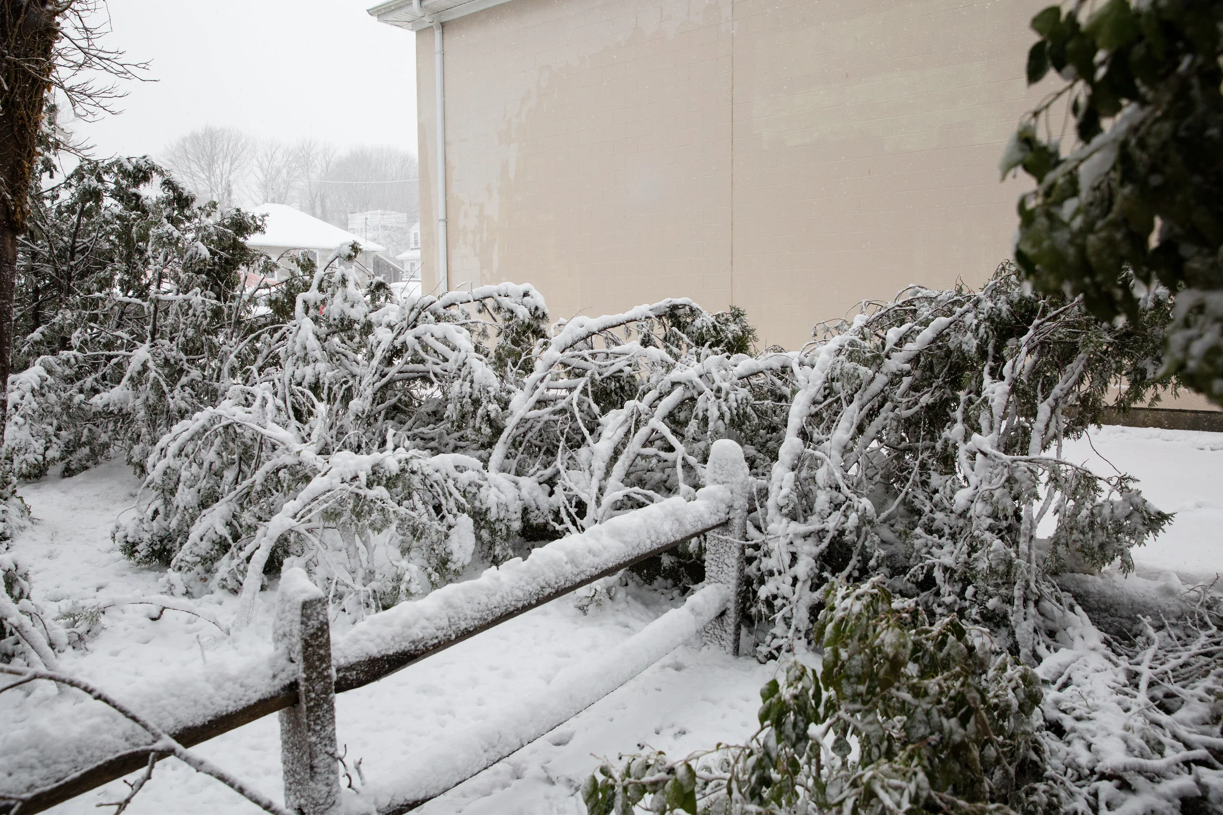 The snow was quite heavy.