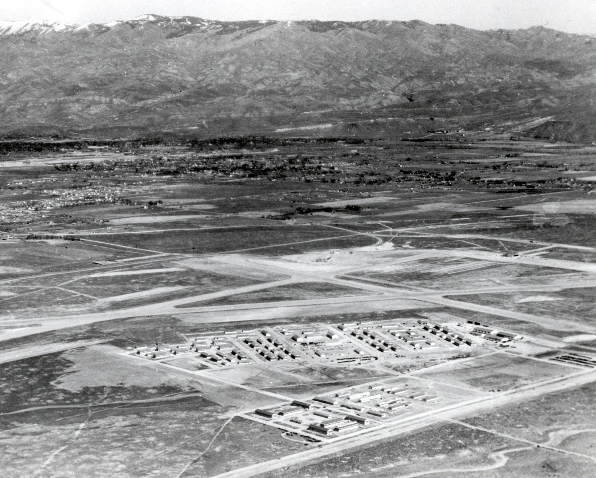 1941 - Gowan Air Base.jpg