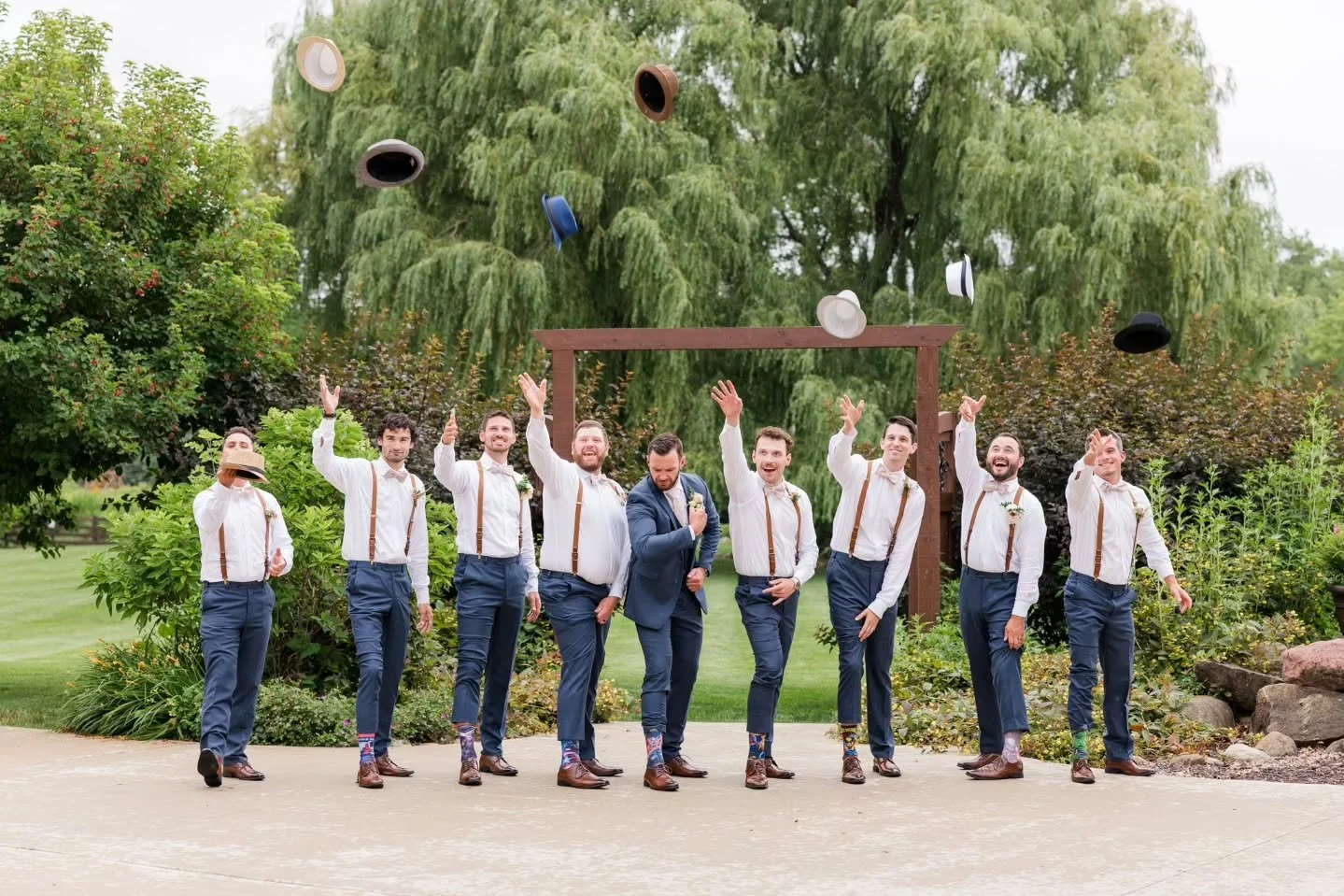 Hats off to an amazing 2025 and welcome 2026! I know I say it every year, but I truly have the best clients and I'm incredibly grateful for every couple! And my incredible vendor friends like @theresamcguirephotography - it's an honor to second with 