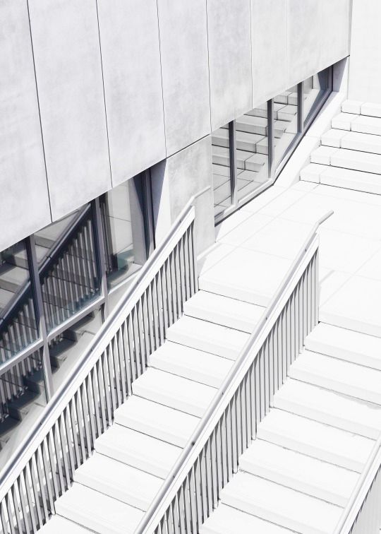 PATTERNITY_secluded-steps-luca-perrin.jpg