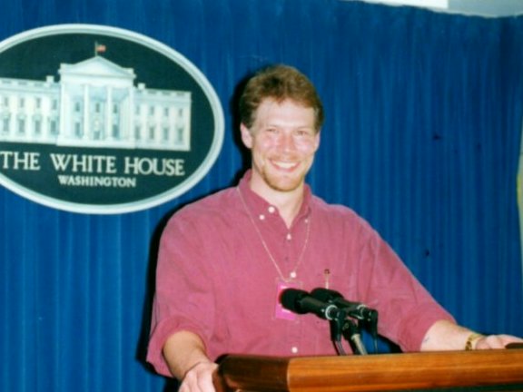 wh_press_001.jpg