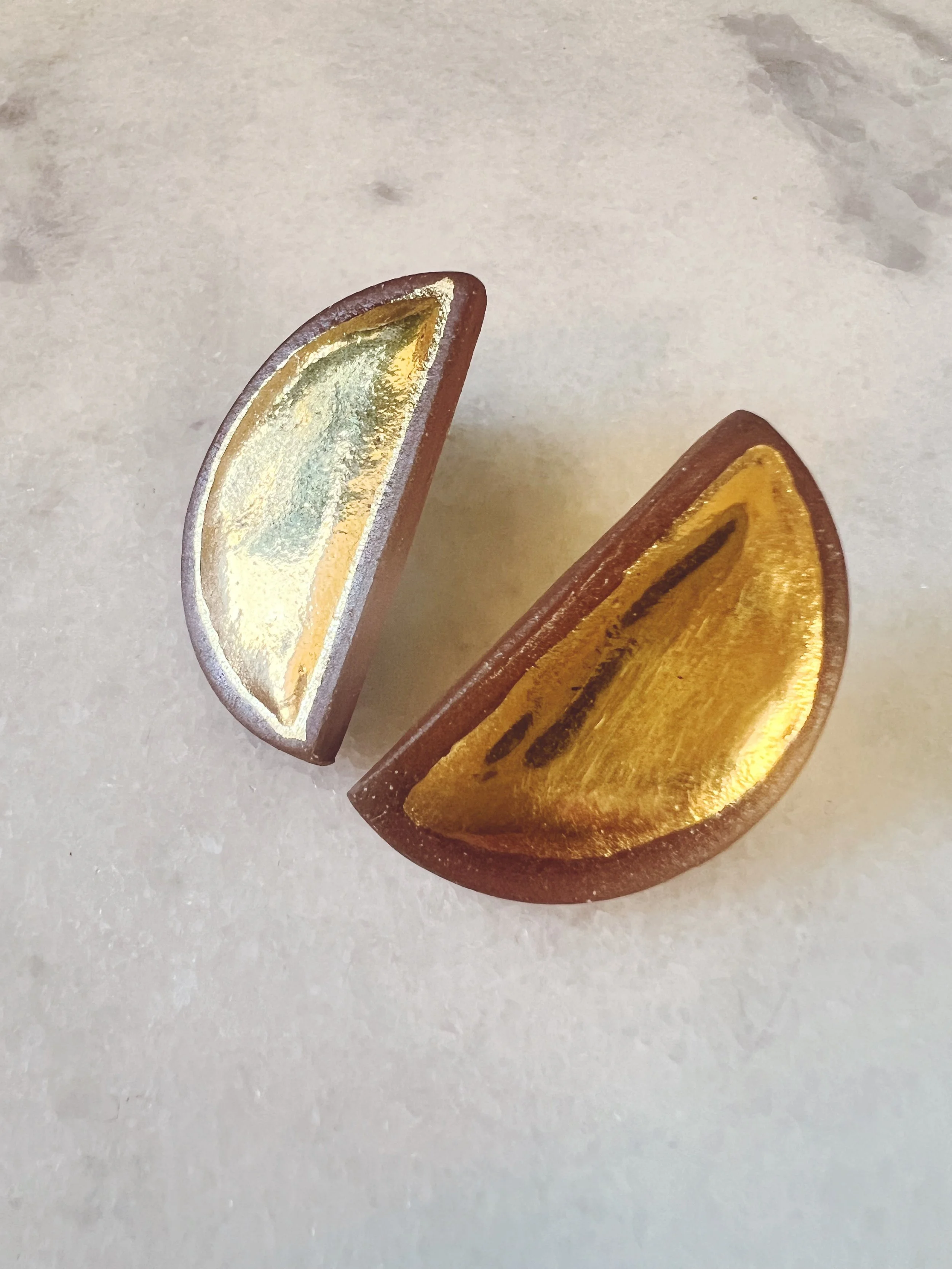 mirror mirror brownstone studs