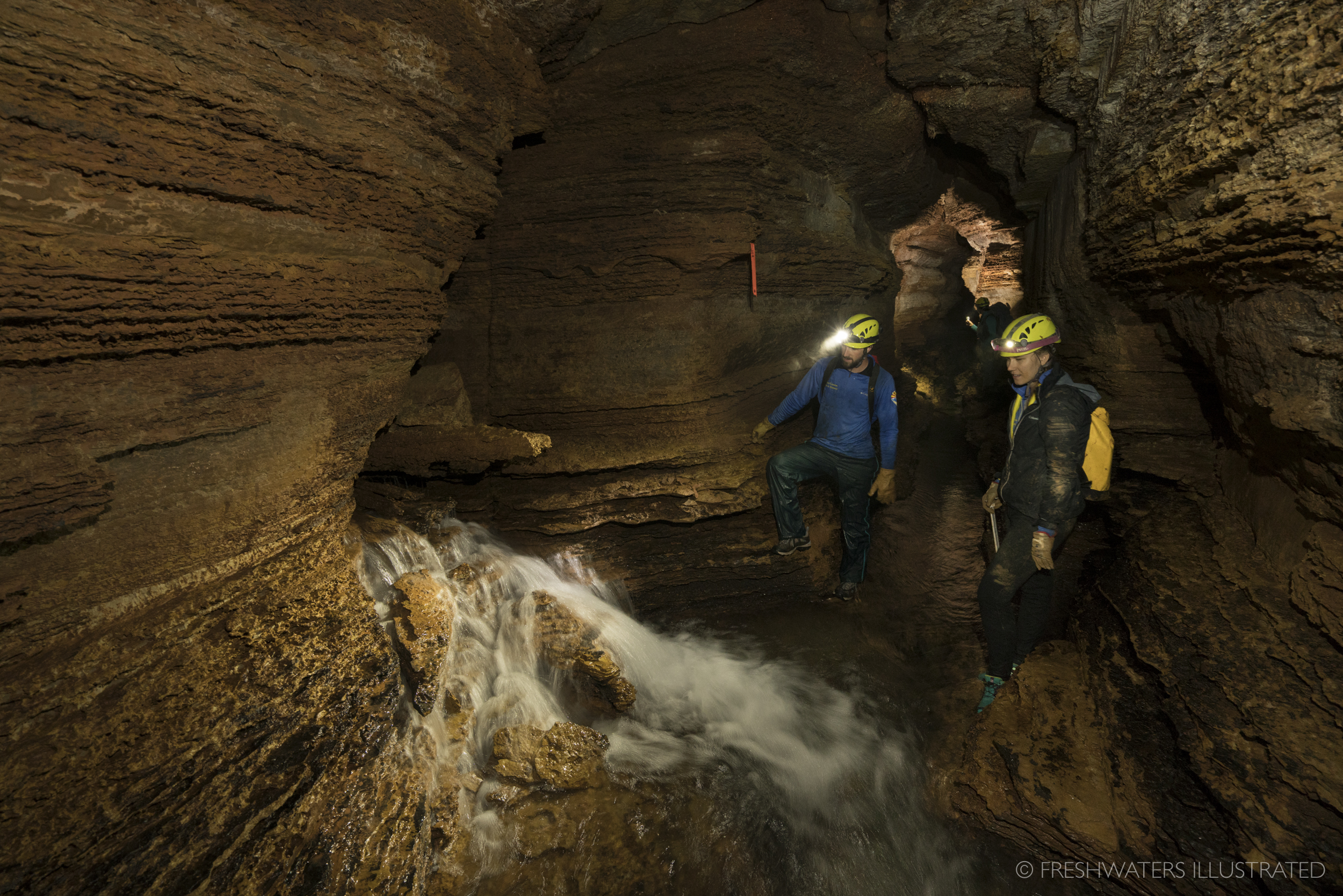  Traveling deep into layers of ancient rock, a team of Park Service hydrologists explore a labyrinth of underground streams far below the Grand Canyon's North Rim. These flowing waters eventually feed springs within the canyon, which are crucial to m