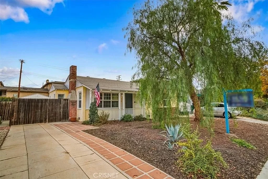 206 W Ash Ave, Burbank, CA 91502