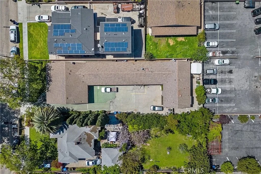 1557 W 218th St, Torrance, CA 90501