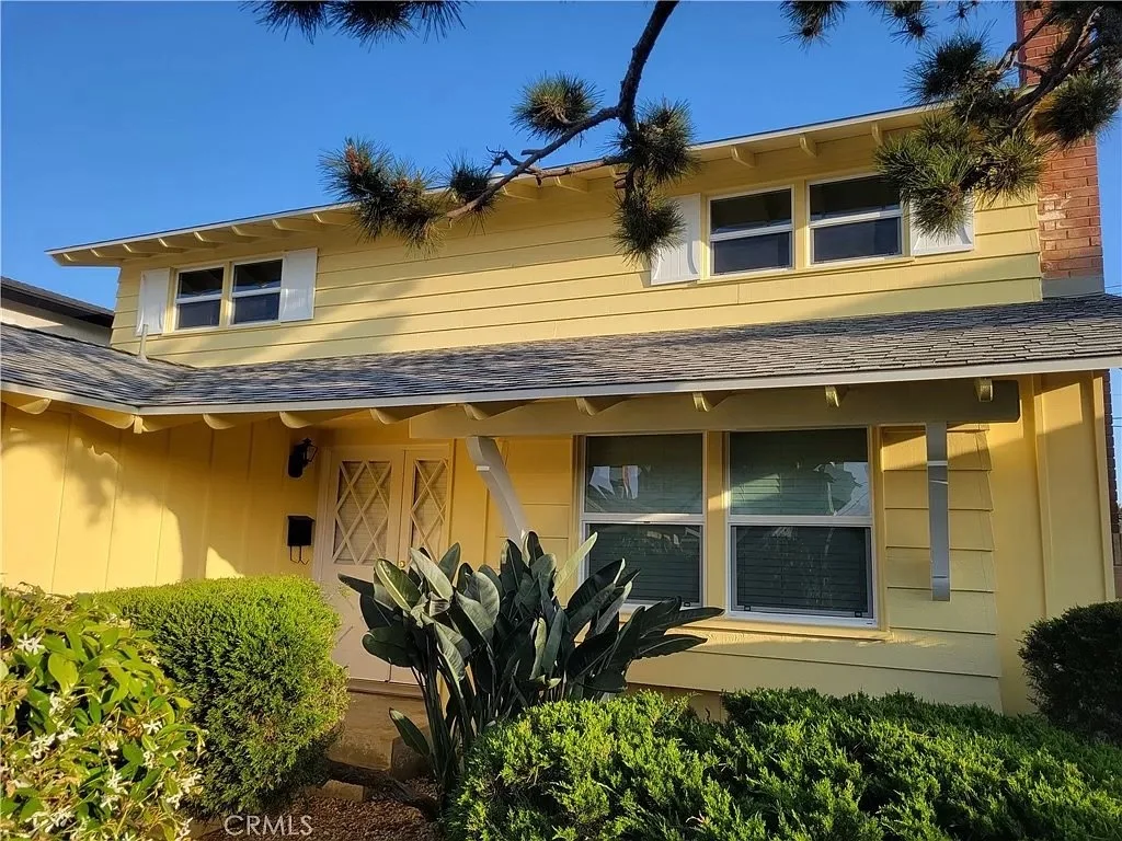 2032 245th St, Lomita, CA 90717