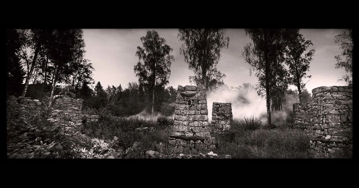 Utstillingen «Det mørke lyset» er nå virtuell!