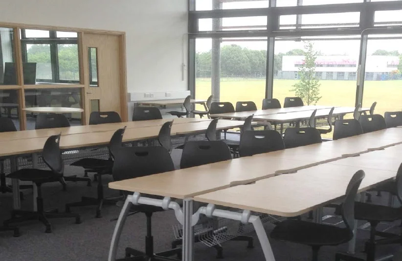 classroom chairs.jpeg