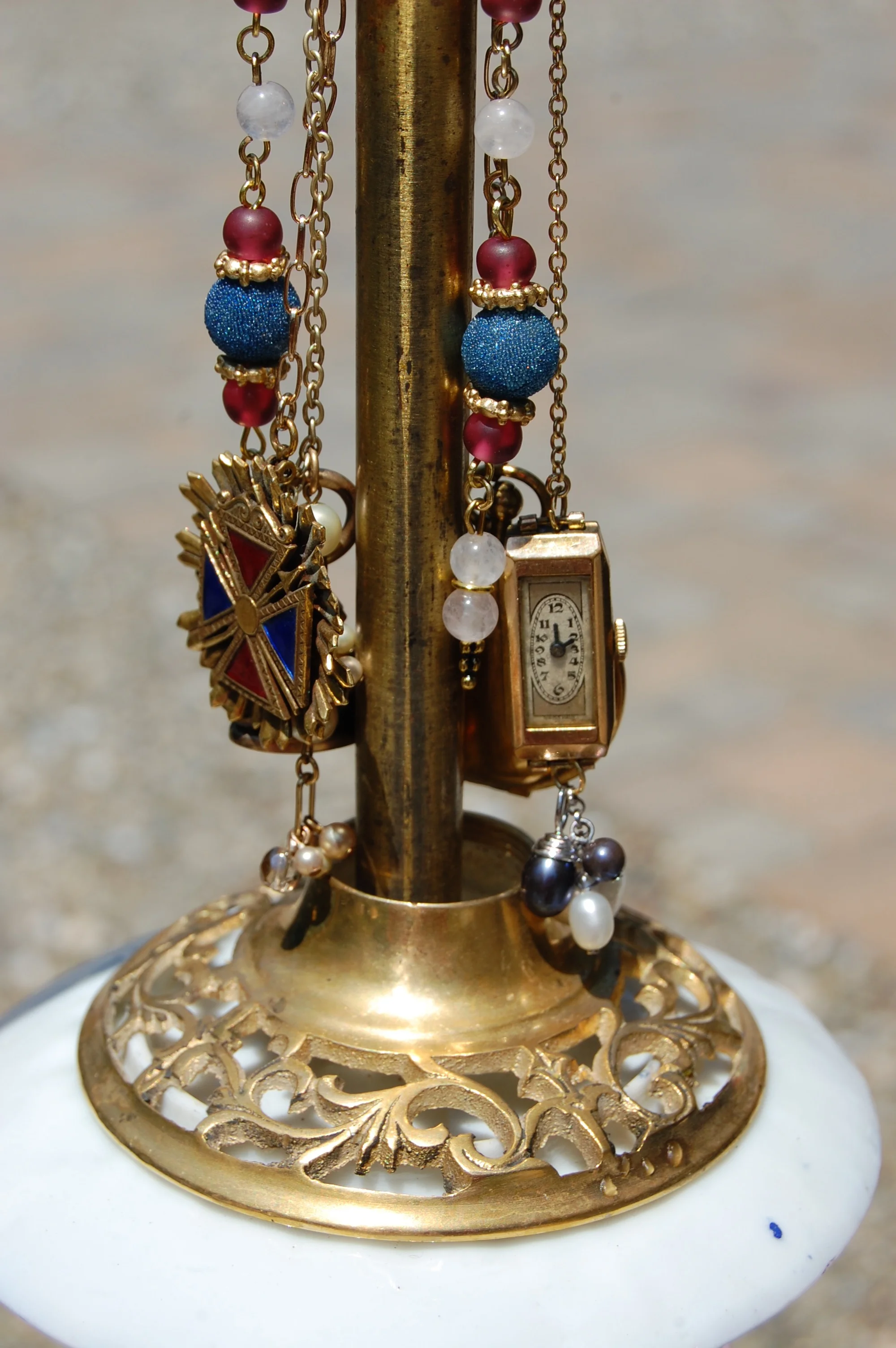 Russian-Tea-Charms_Bird-Feeder_jac-designs.jpg