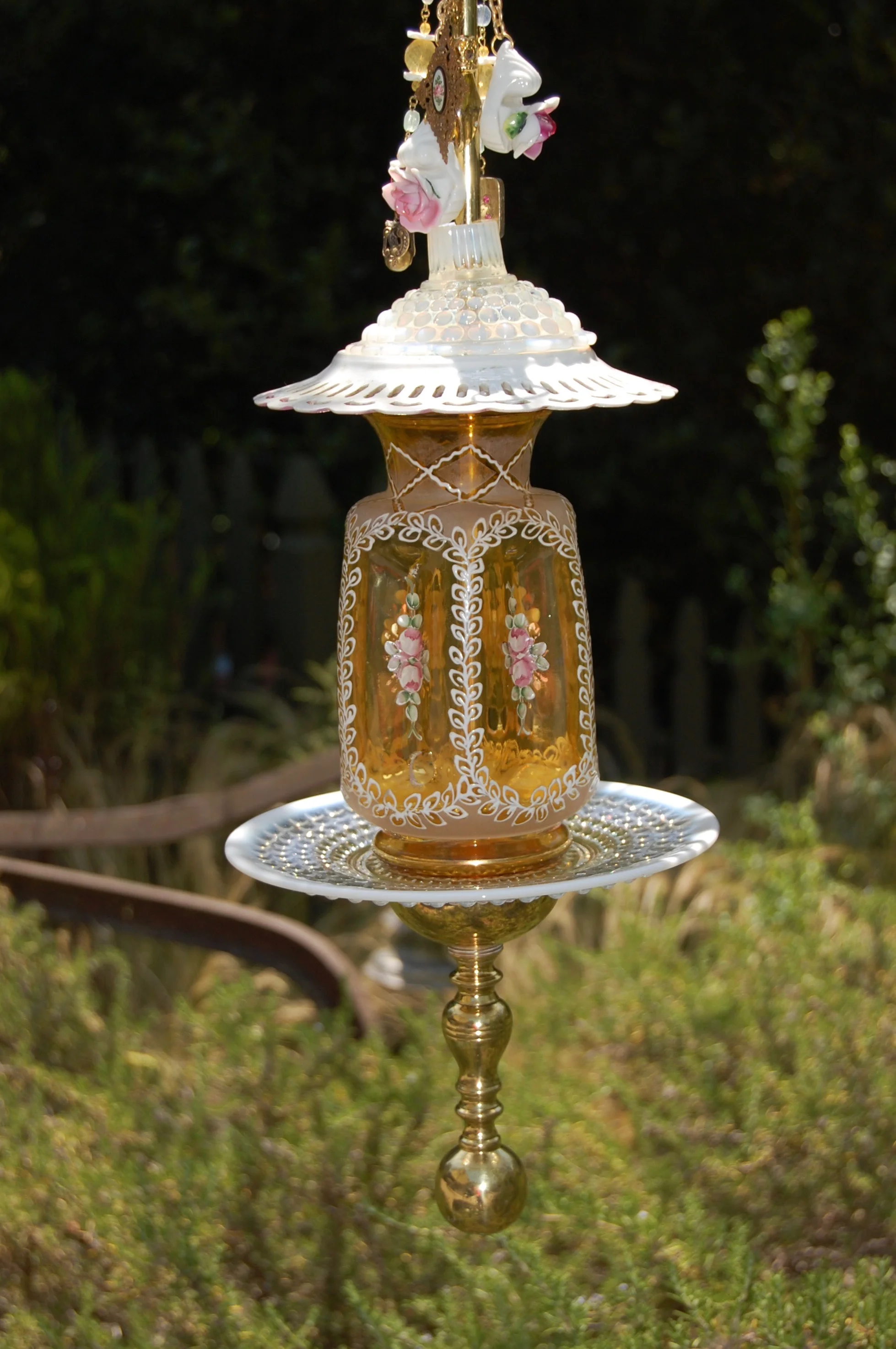 Yellow-Victorian_bird-feeder_jac-designs..jpg