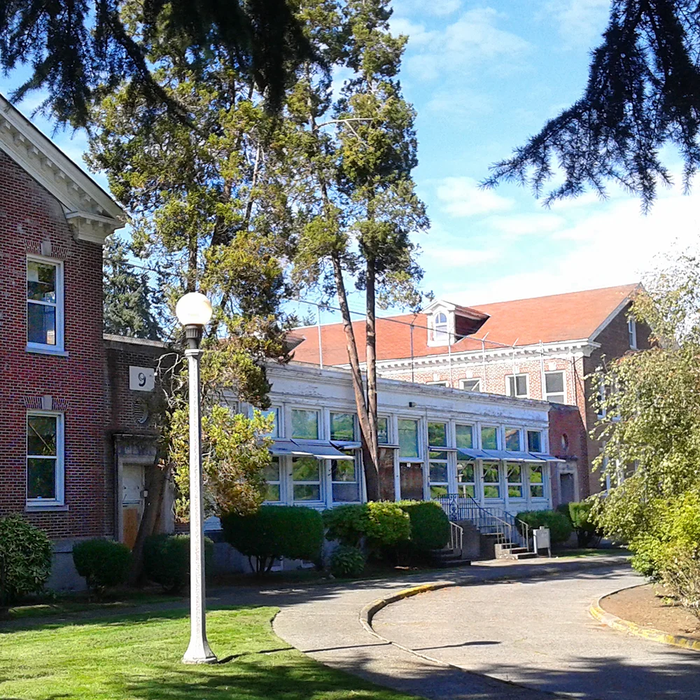 >> Denise Louie Education Center Sandpoint