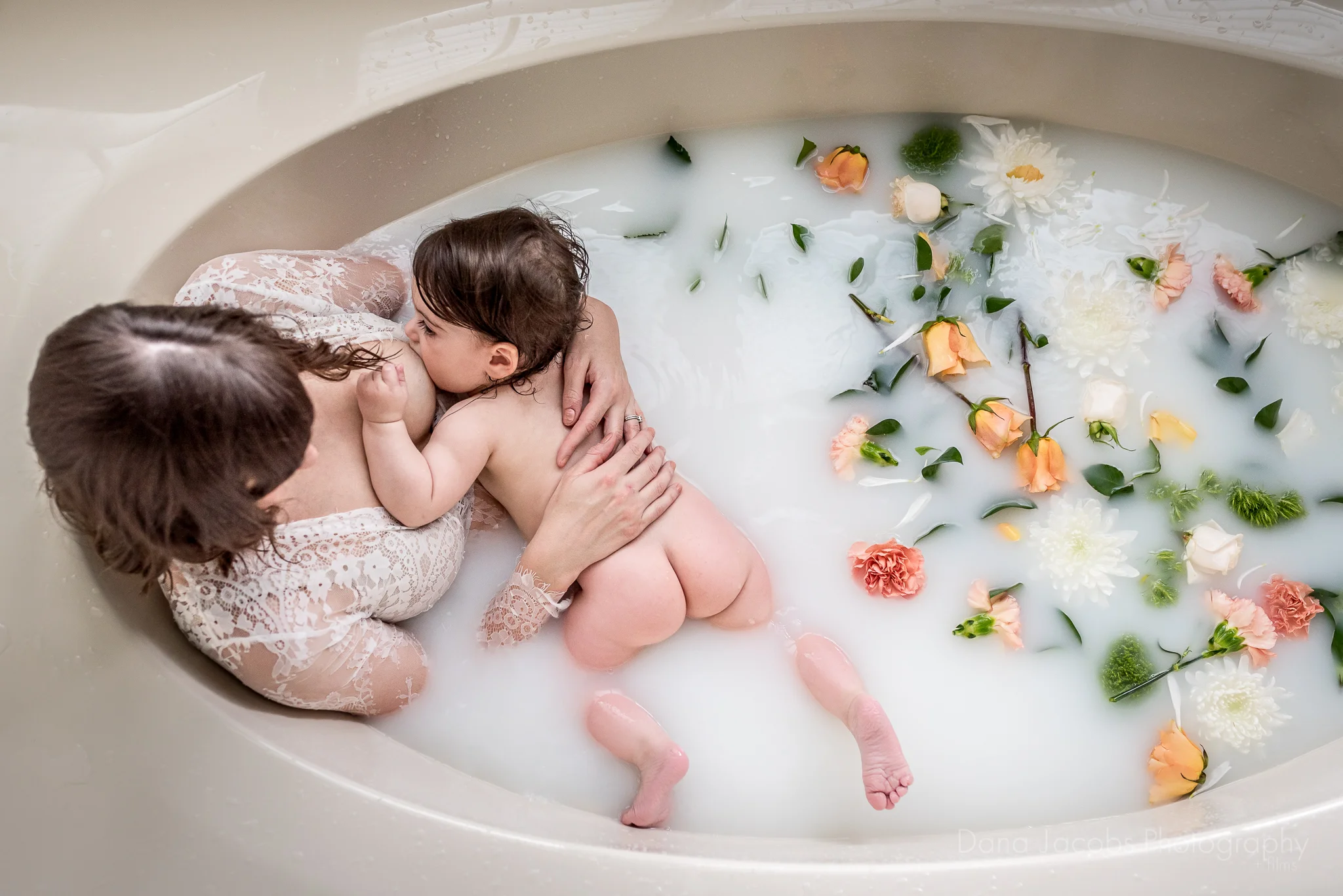 Dana-Jacobs-Photography-Milk-bath-session-St-Louis-5-8109.JPG