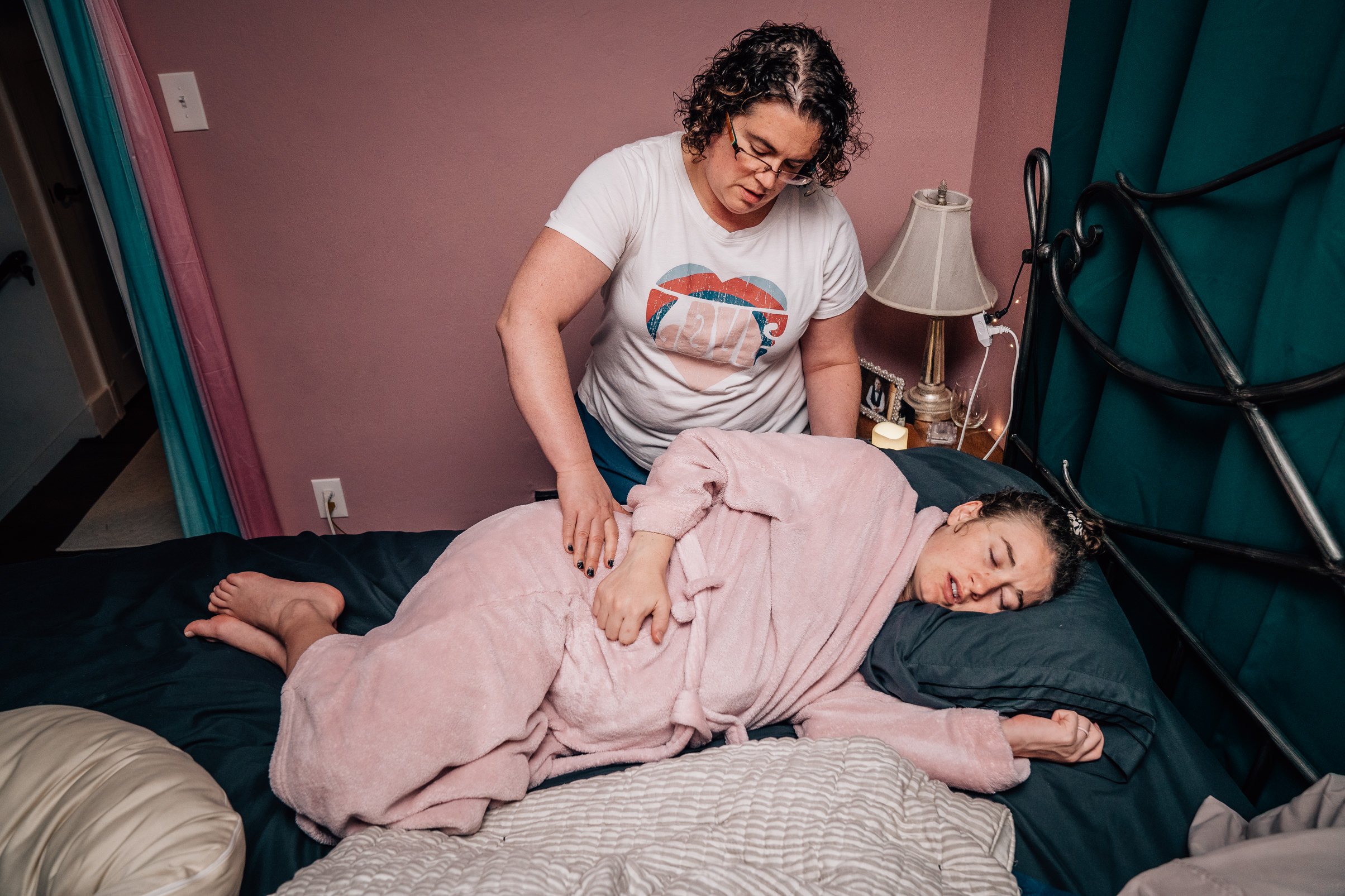 Homebirth-St-Louis-Birth-Photography-Midwife-68-3691.JPG
