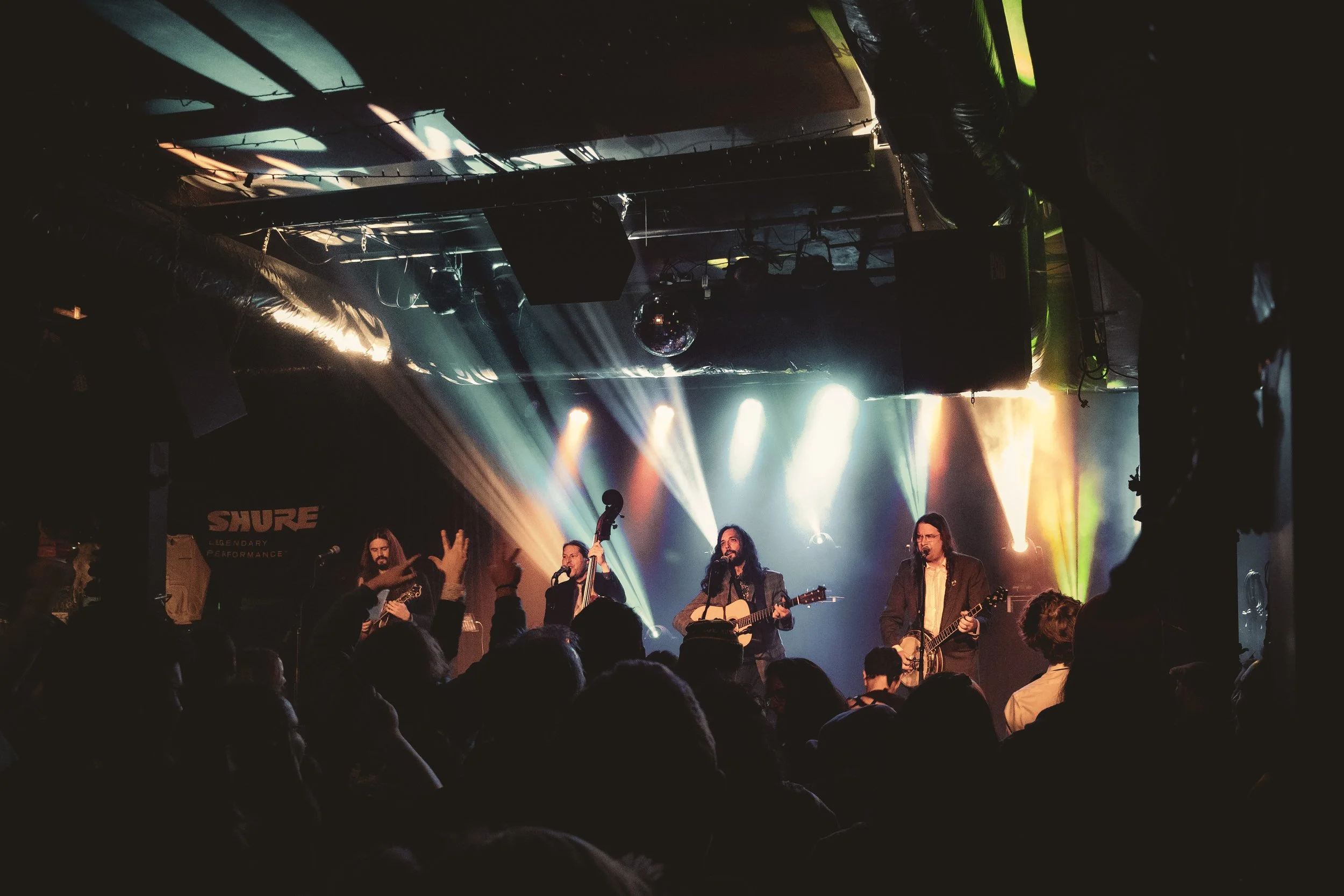 4-henhouse prowlers night two0104.jpg