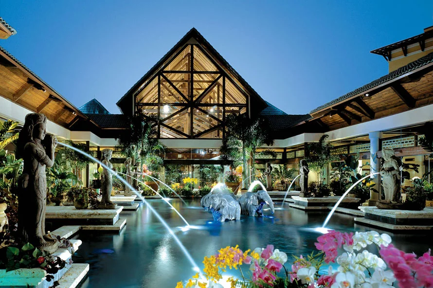 Loews Royal Pacific