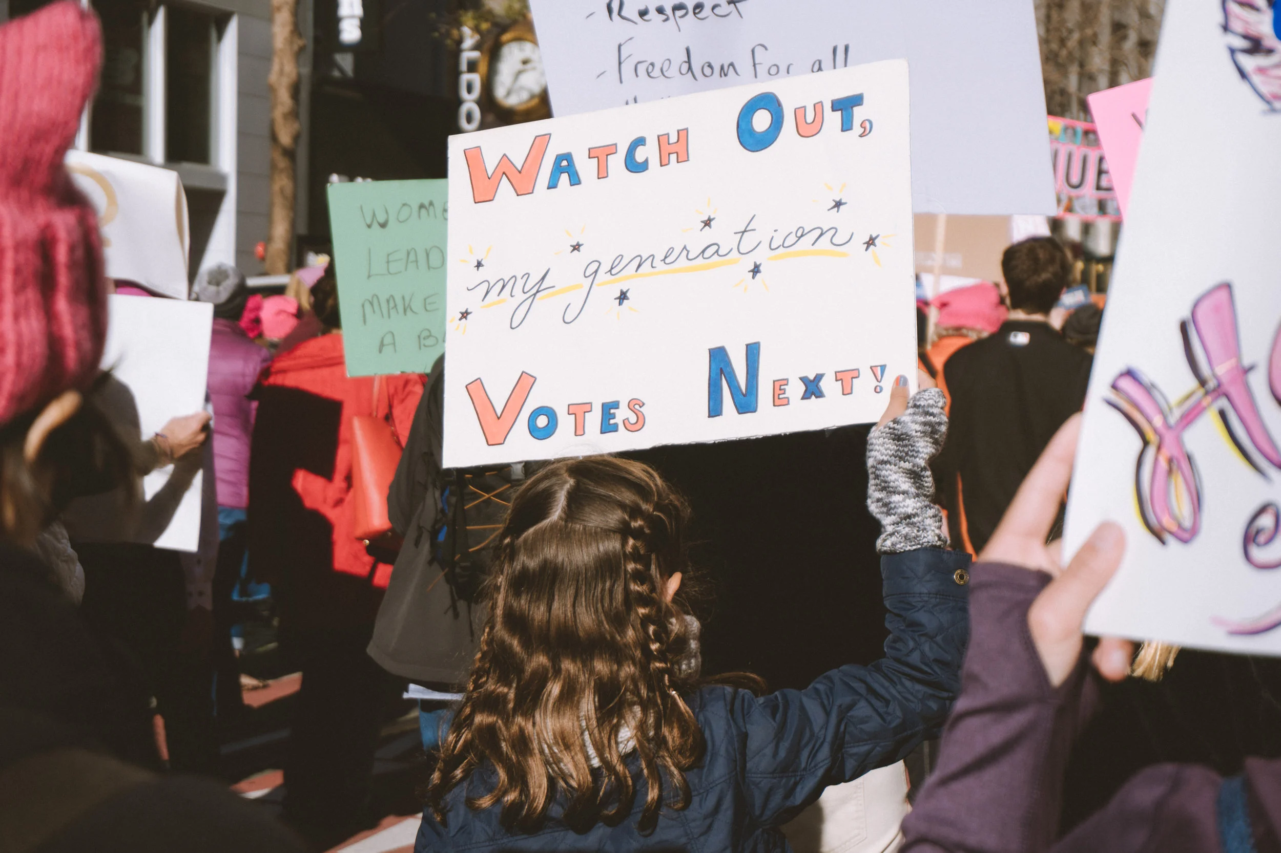 Women’s March SF 2018 We should not be alternate realities to what is happening in the world. We should not be alternate realities to what is happening in our friends’ lives and in our families—in all of our relationships. Just show up. Show up when you don’t know what to say. Show up when you don’t know what to do. Show up when you don’t understand, but want to. Just show up. When you do it together. When you’re not alone. That is when fear dies. That is when love wins. HUMAN TOGETHER