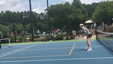 The returner’s first error is to misread the depth of the serve. Notice how she takes an initial step into the court, as though the ball will be shorter than it is. This forces a last-second step back in order to give the ball space to bounce.