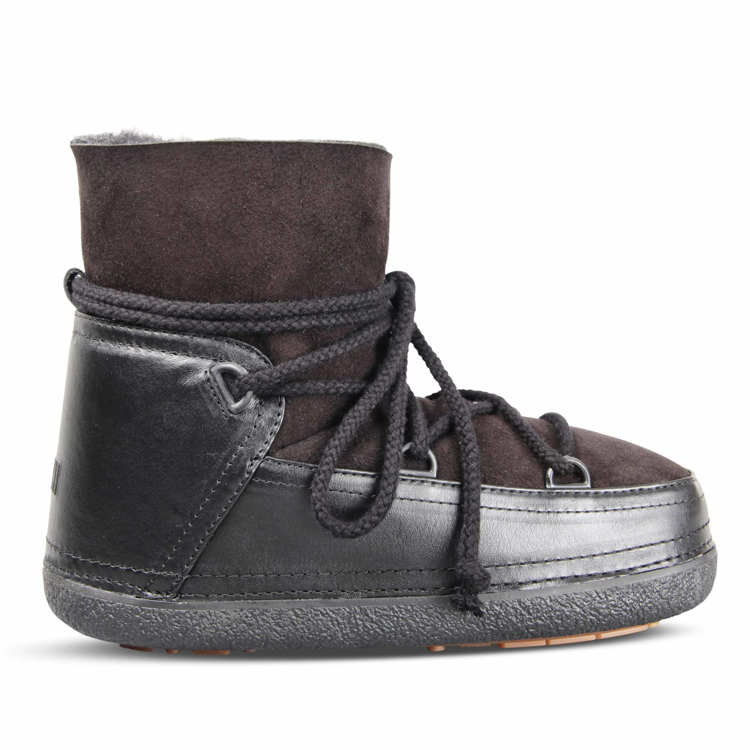 INUIKKI-Black-Classic-Low-Boot-Profile.jpg
