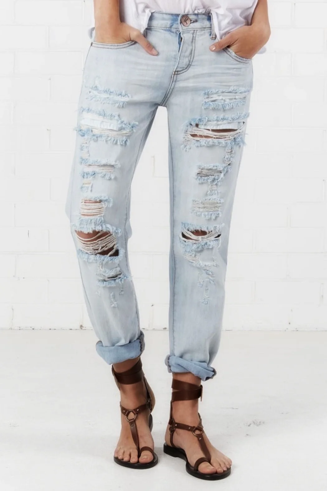 ONE-TEASPOON-HAMPTONS-BAGGIE-JEANS.jpg