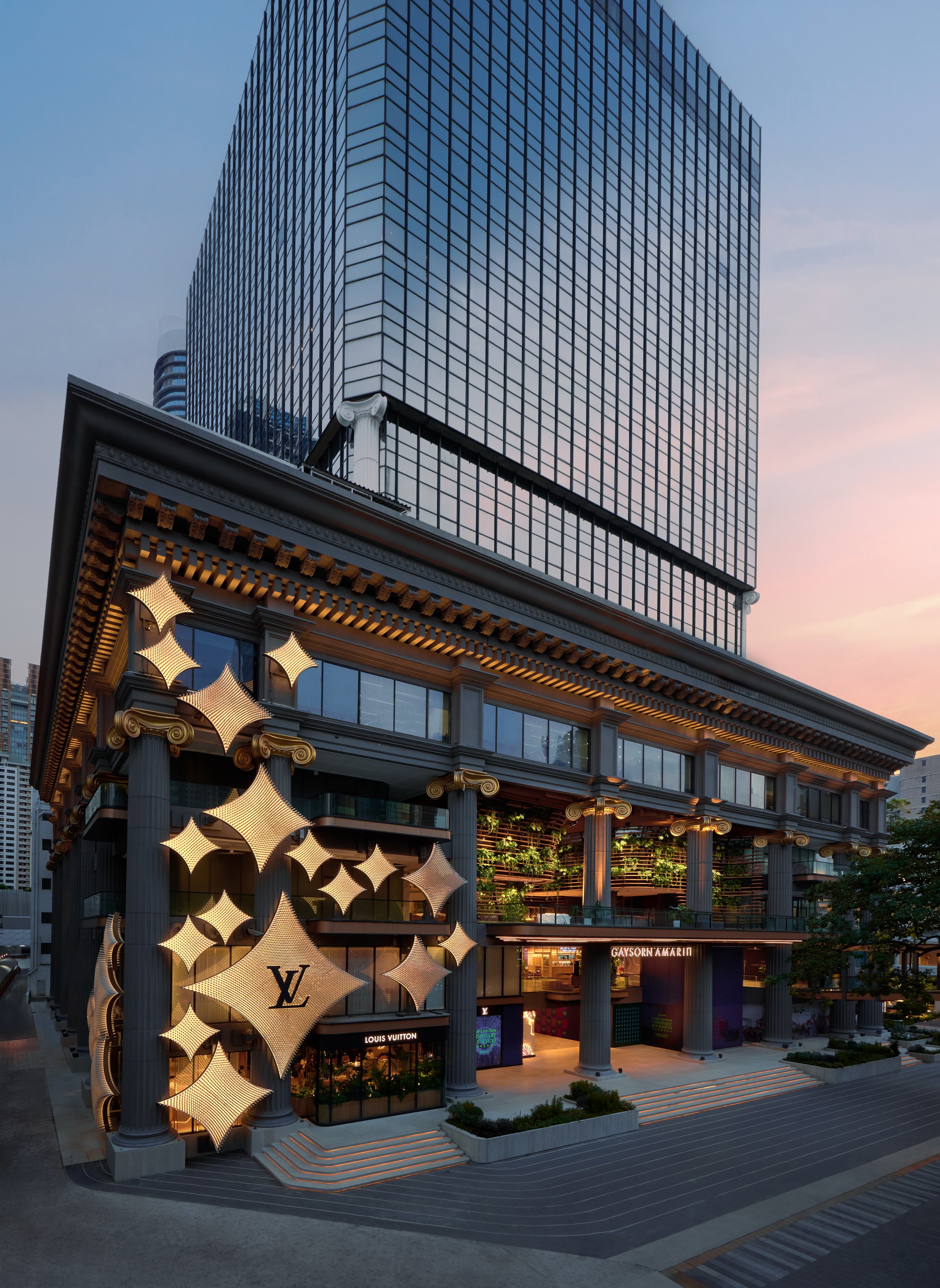 04_AMR_Gaysorn Amarin facade_488-main_resize.jpg