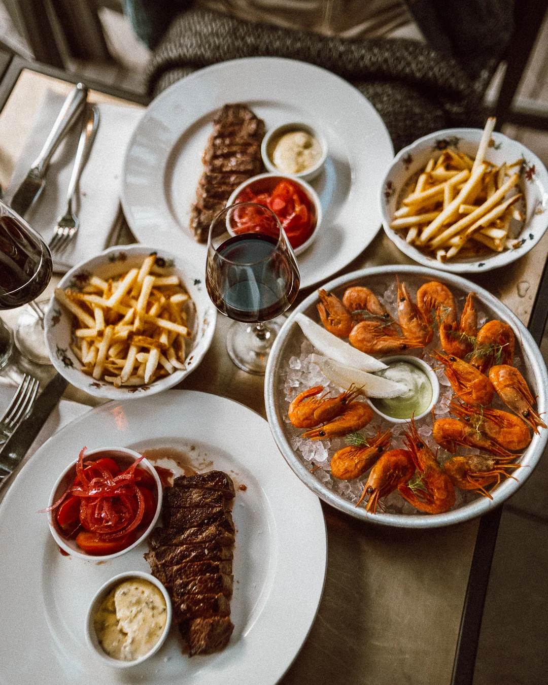 ◎ We had steak frites and swedish smoked shrimps for dinner