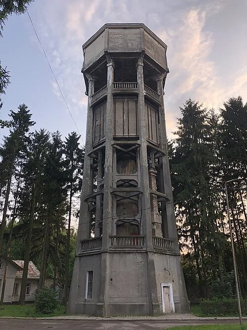 Kulparkiv_Water_Tower.jpg