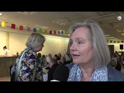 Seniorenlunch in winkelcentrum Nova