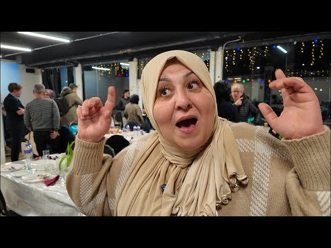 Het zijn net 'normale' mensen: Politici op bezoek bij een Turkse Iftar (12/03/2025)