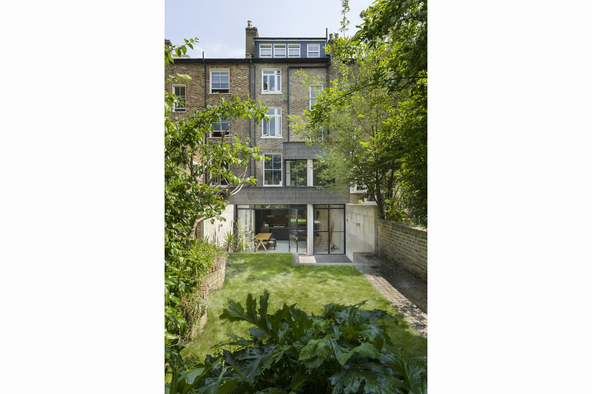 7architecthouse_2000.jpg