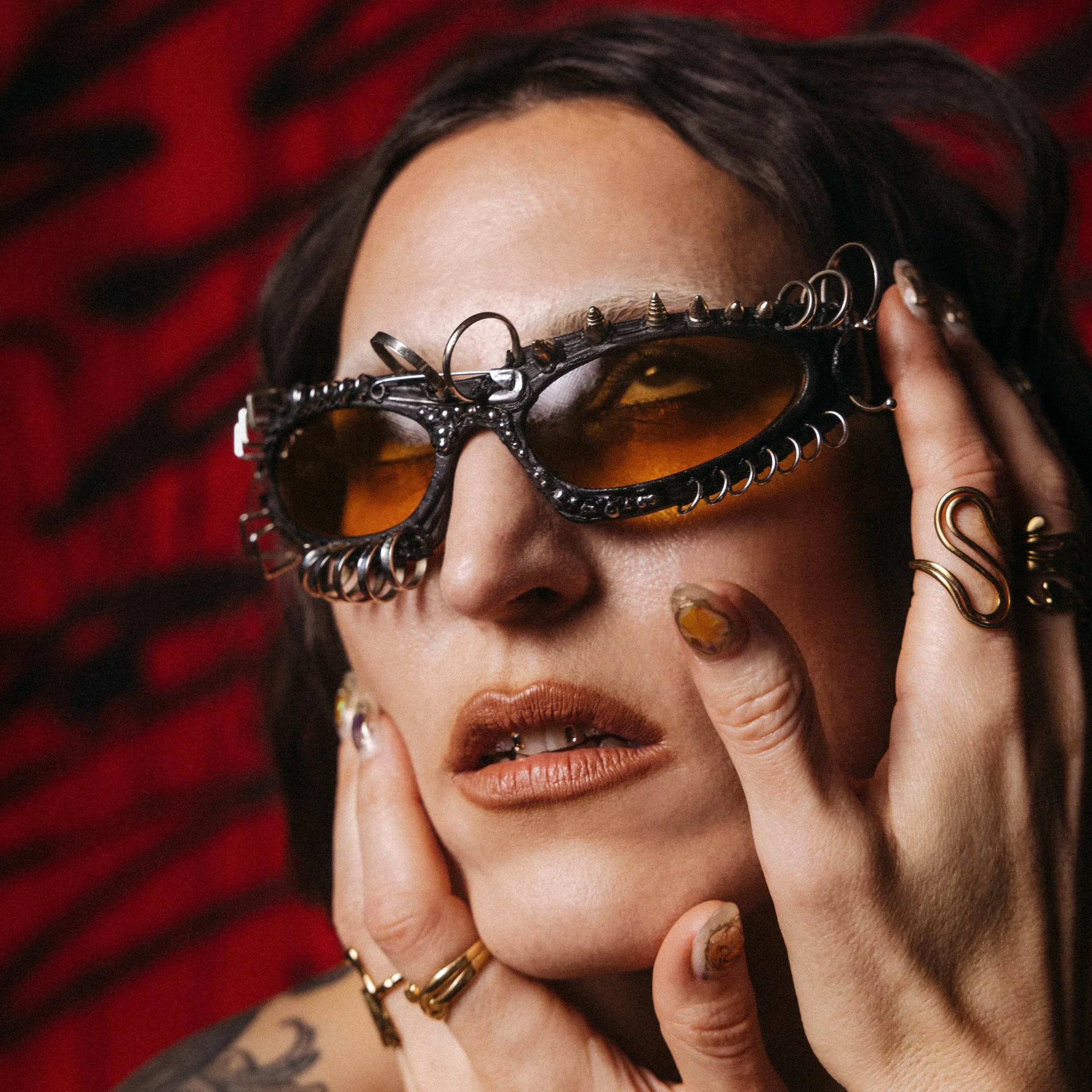 Mine's new single "Dunkel" kicks off the upcoming album