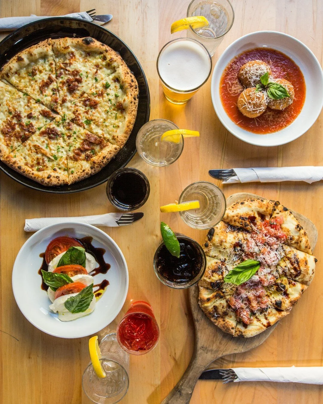 What's your go-to pick at Piatto? Betcha can't pick just one! Let us know in the comments. 👇
👀 And stay tuned for some new items, coming soon to your neighbourhood Piatto...