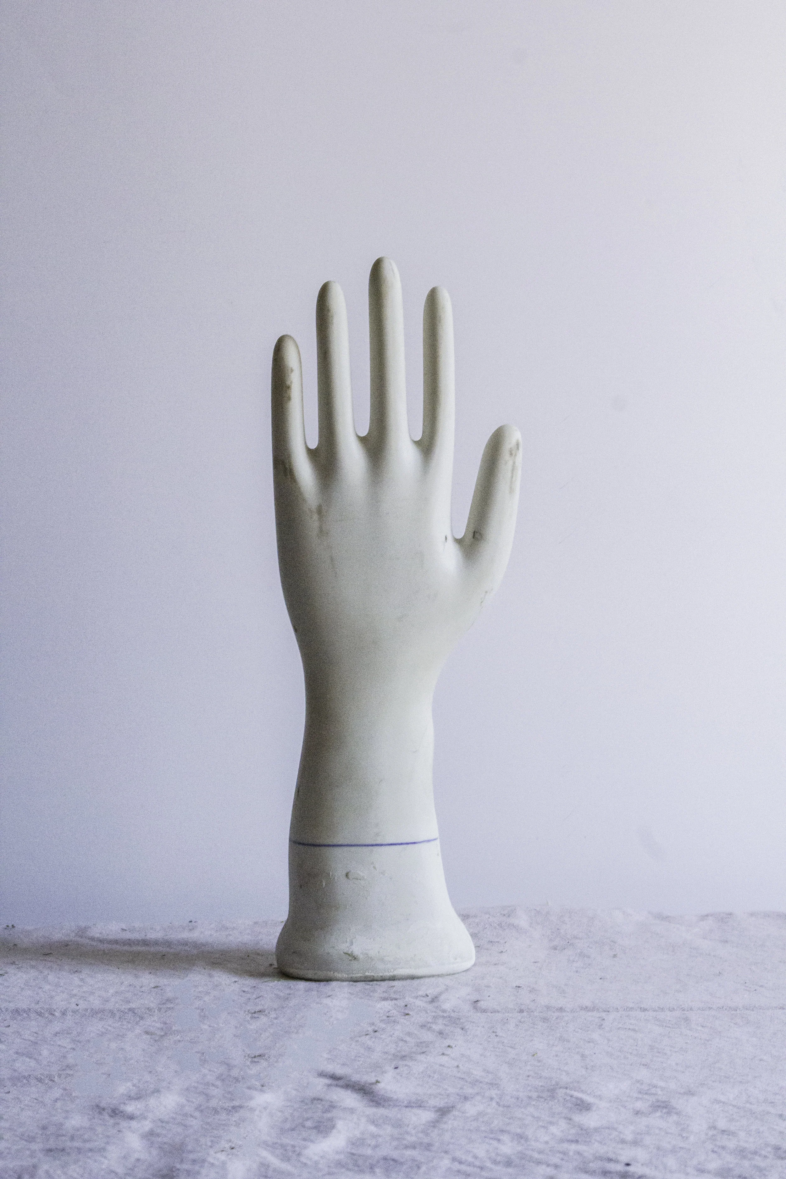 glove mold.jpg