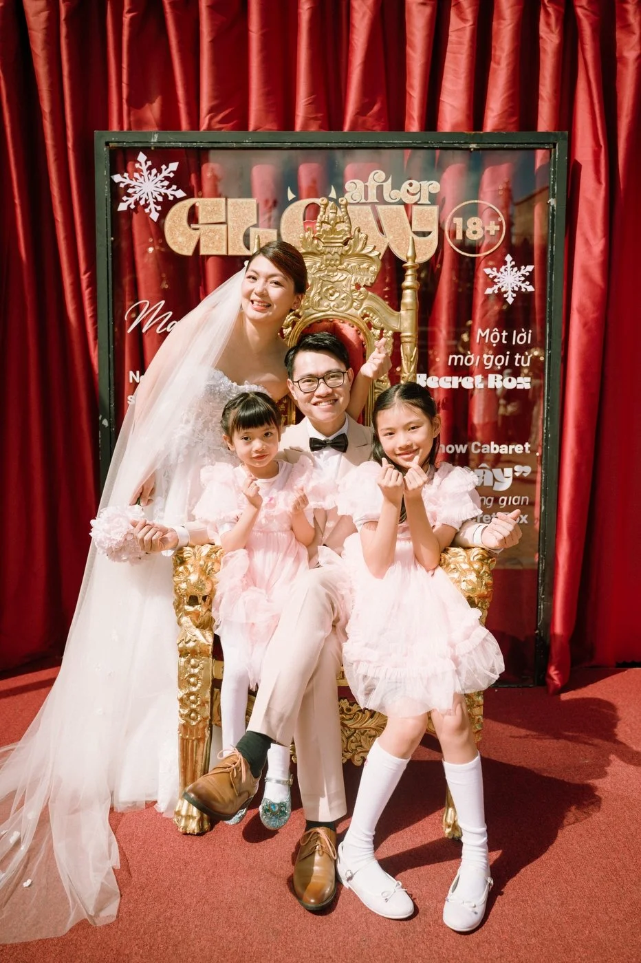 Danang–Family–Photo_10.JPG