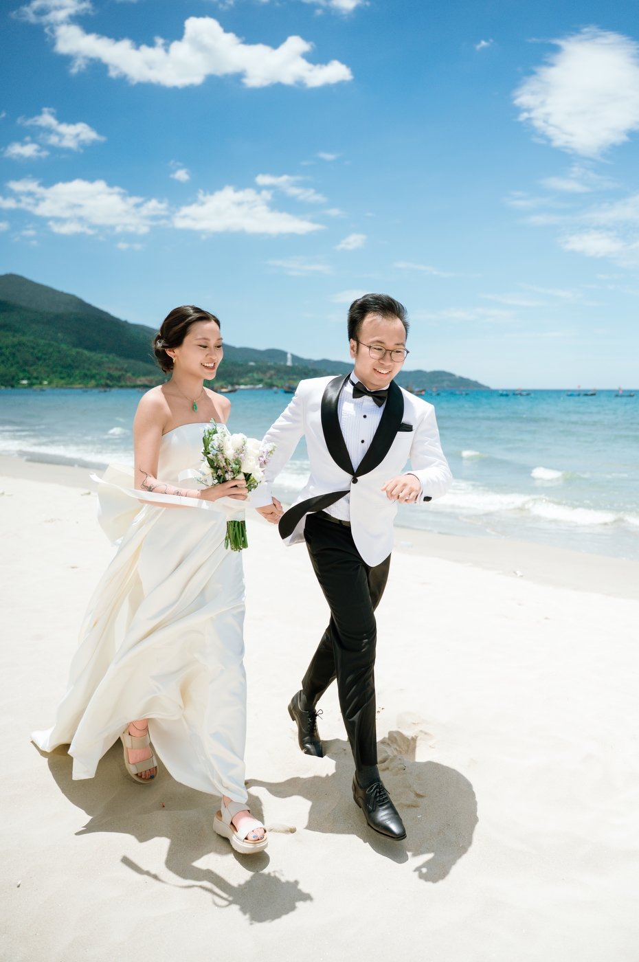 vietnam–Pre-wedding-photographer-danang_43.JPG