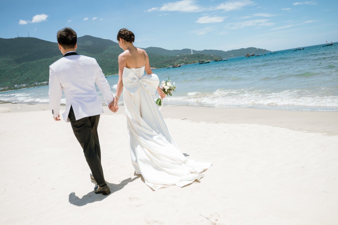 vietnam–Pre-wedding-photographer-danang_110.JPG