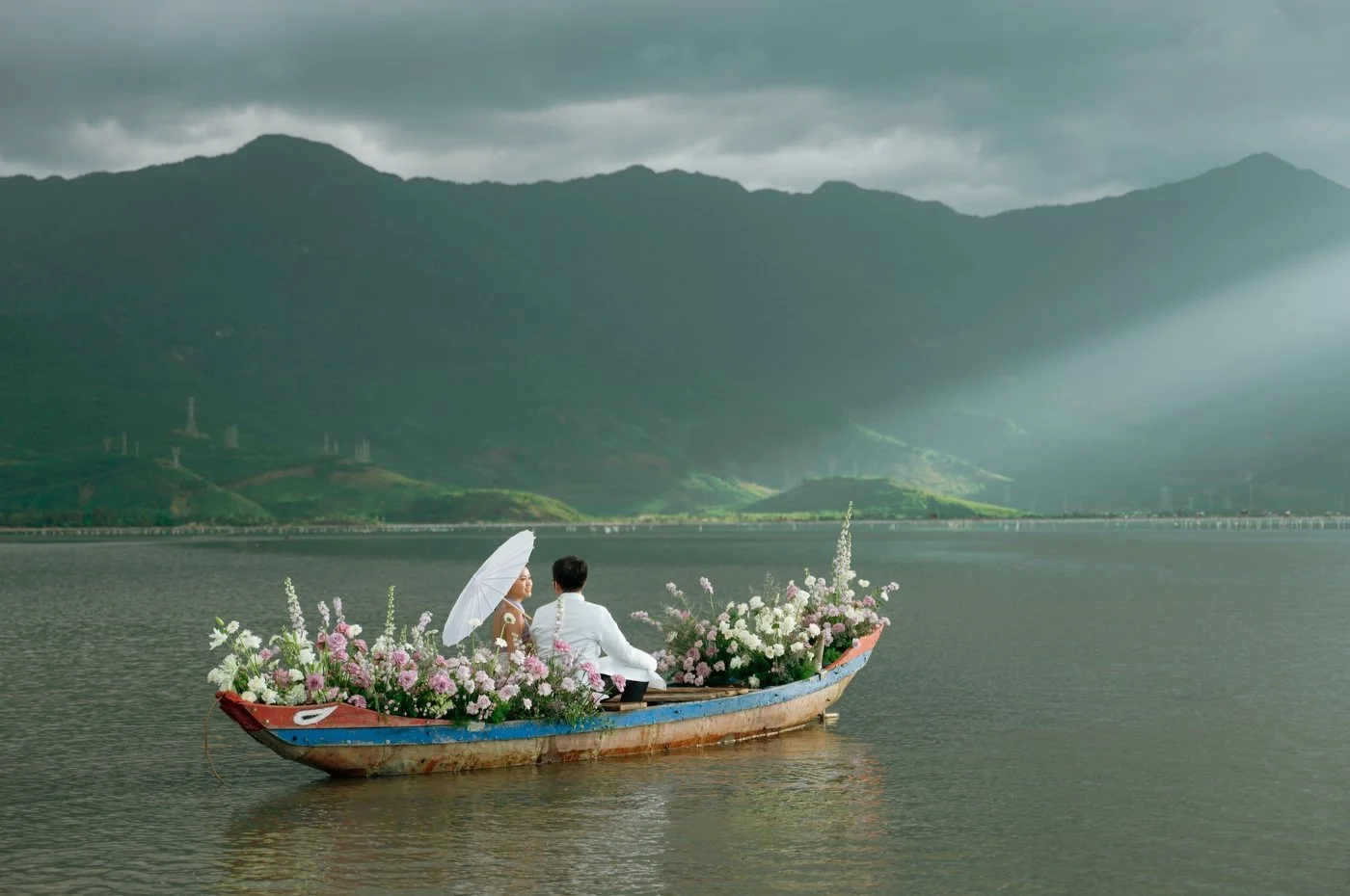 vietnam–Pre-wedding-photographer-danang_56.JPG