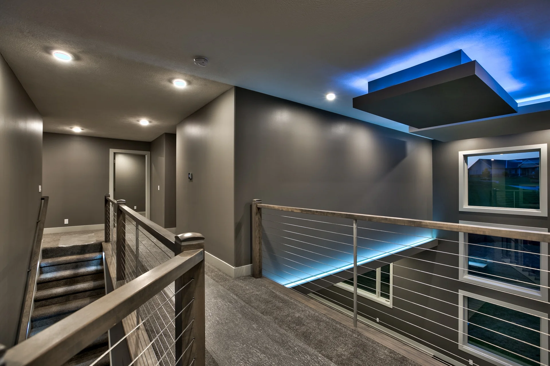 Oak+Pointe_Cable+and+Glass+Systems_Wood+and+Stainless+Steel+with+Cable+Infill.jpg