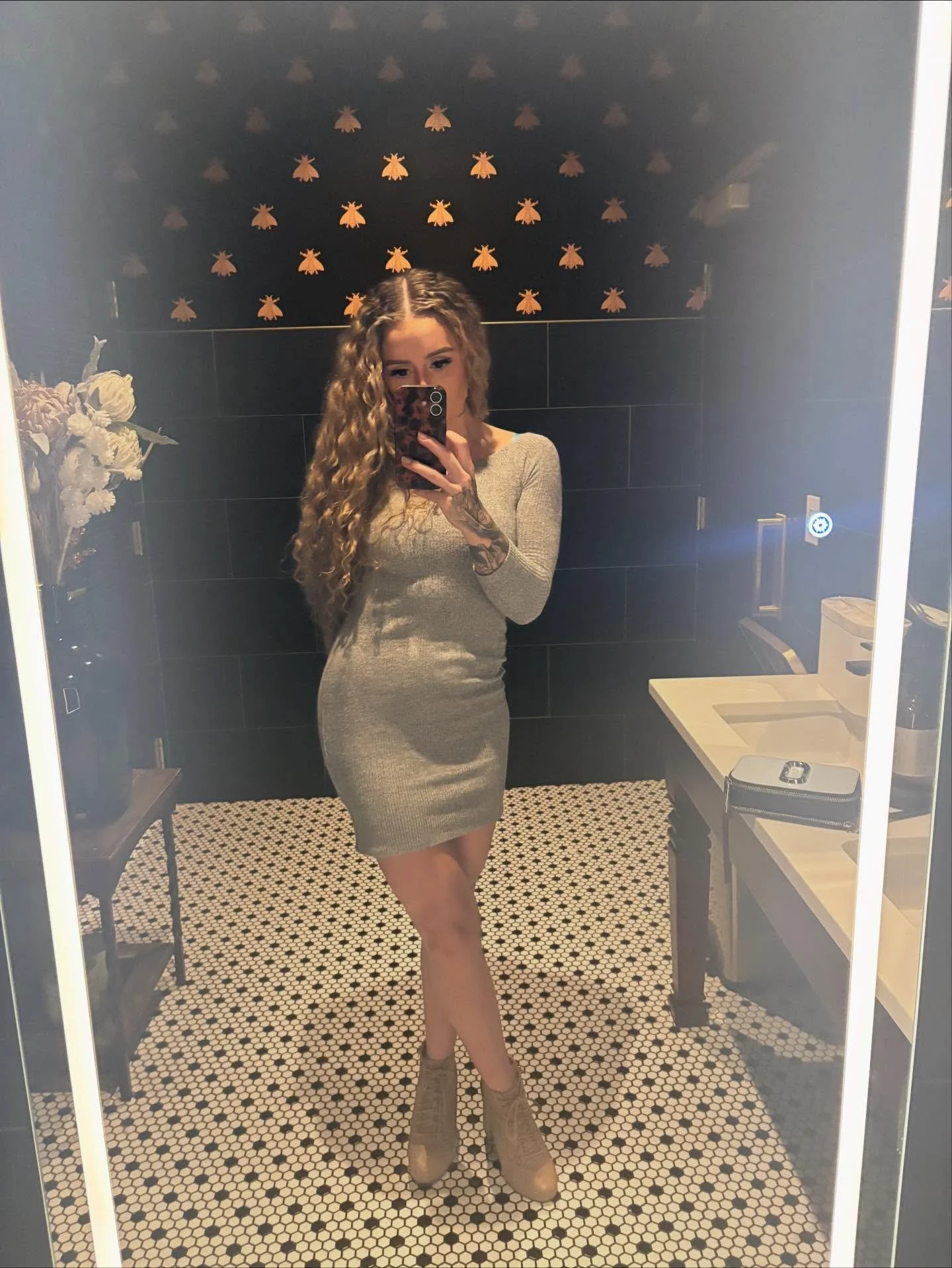 October/November ✨ 🖤