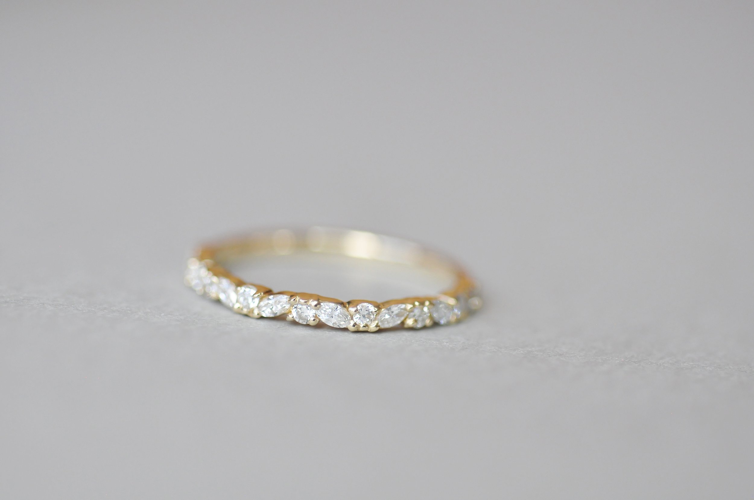 Alternating Angles Marquise Round Pattern_ Yellow Gold_1.jpg