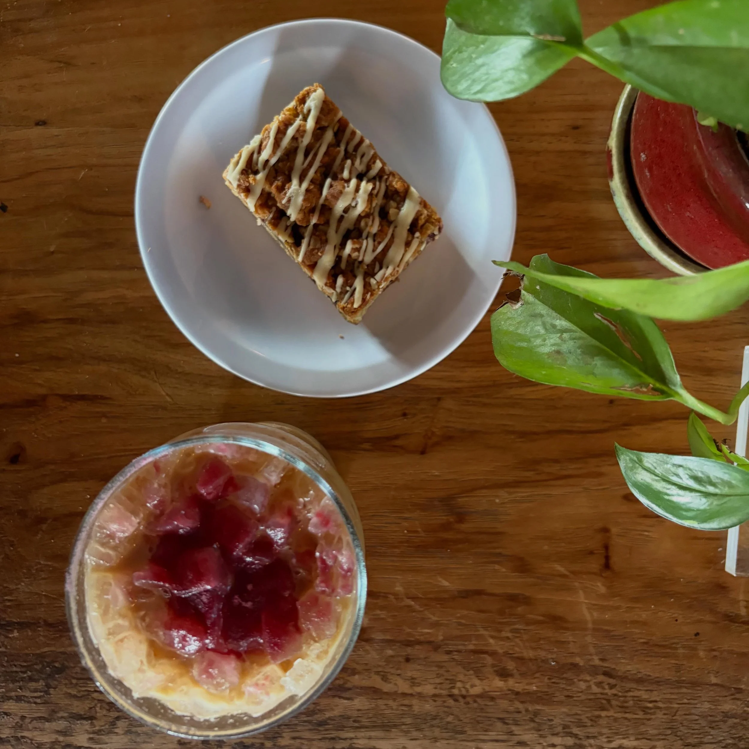 It&rsquo;s a 🍒 kinda Friday. We&rsquo;ll be slinging our Mon Cheri latte/matcha all day (roasted almonds, cherry compote syrup). Pairs great with our Cherry Oat Bar from @betterhalfbar