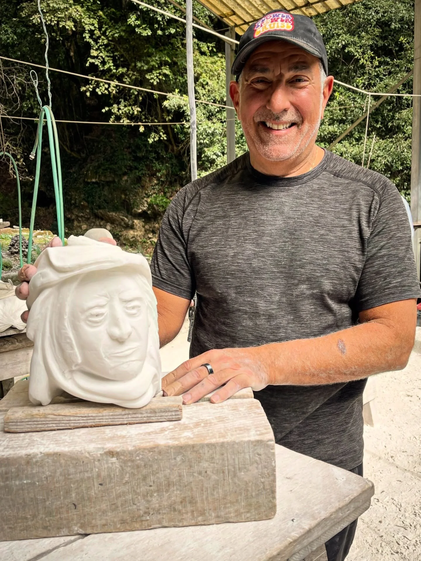 @stewdesigns and his head sculpture! 🙌👏👏👏
Hope to meet you again soon Stewart!!!!!!

➡️ swipe through for the process ☺️

2026 workshops are getting booked rather quickly!!! 

2 places left for our first course starting on March 29!!!!
Head to ou