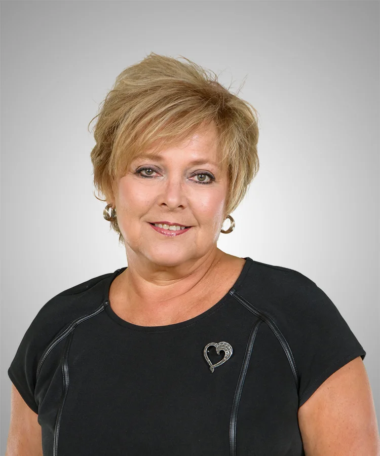 LESLIE ROSENTHAL Director of Builder Division