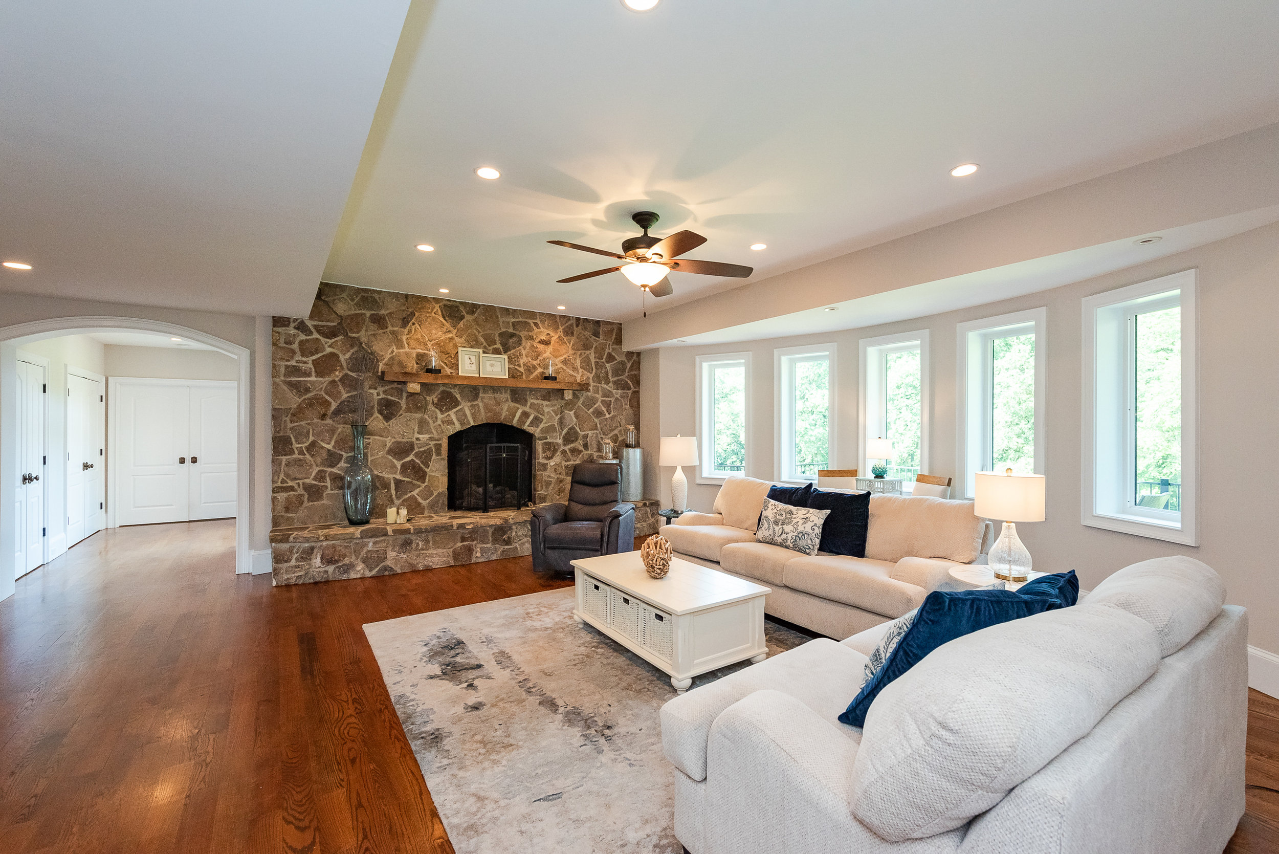 14261 Triadelphia Mill Road // Dayton, MD