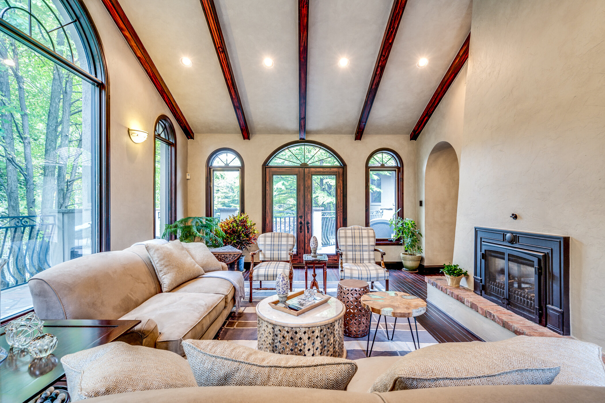 596 Hendry Lane-06.jpg