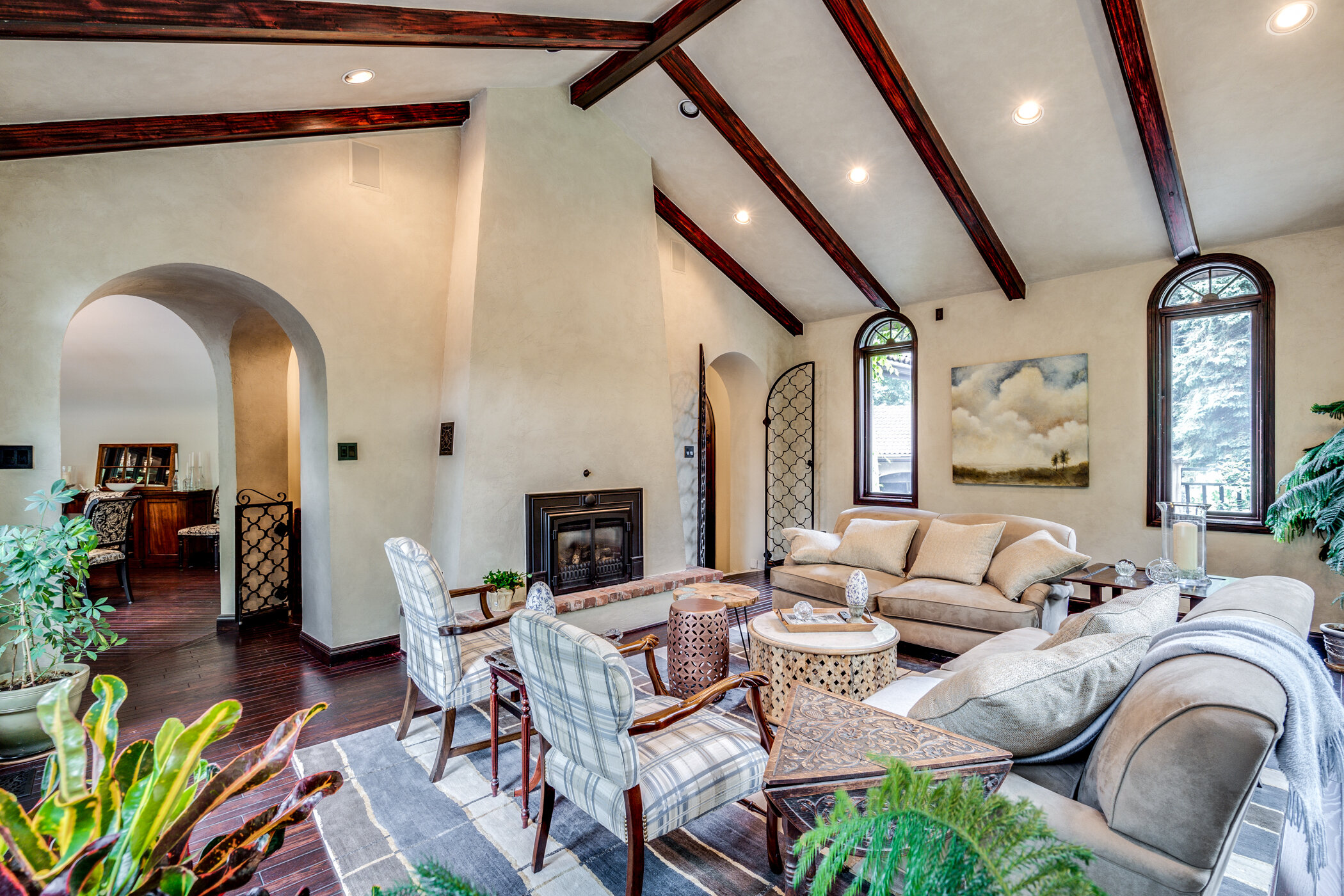 596 Hendry Lane-12.jpg