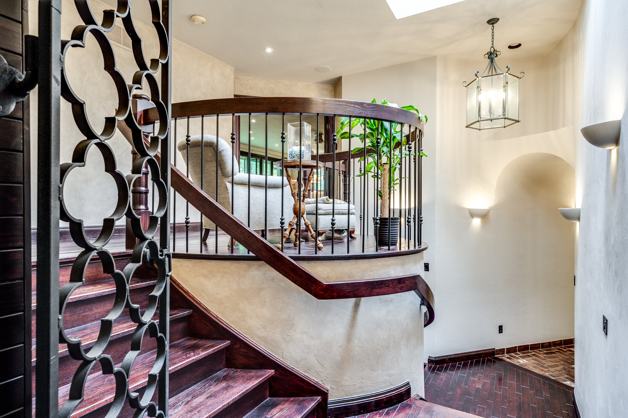 596 Hendry Lane-37.jpg