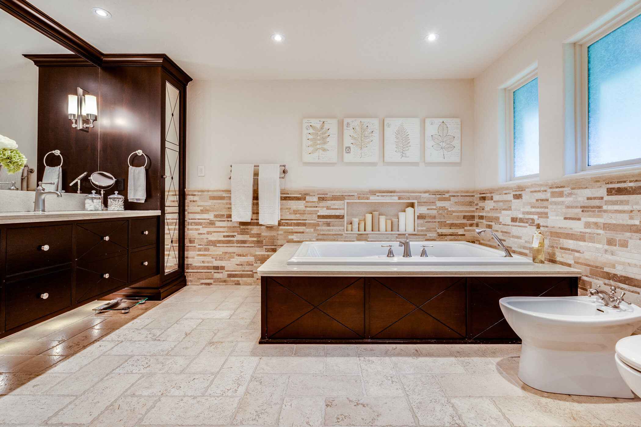 596 Hendry Lane-54.jpg