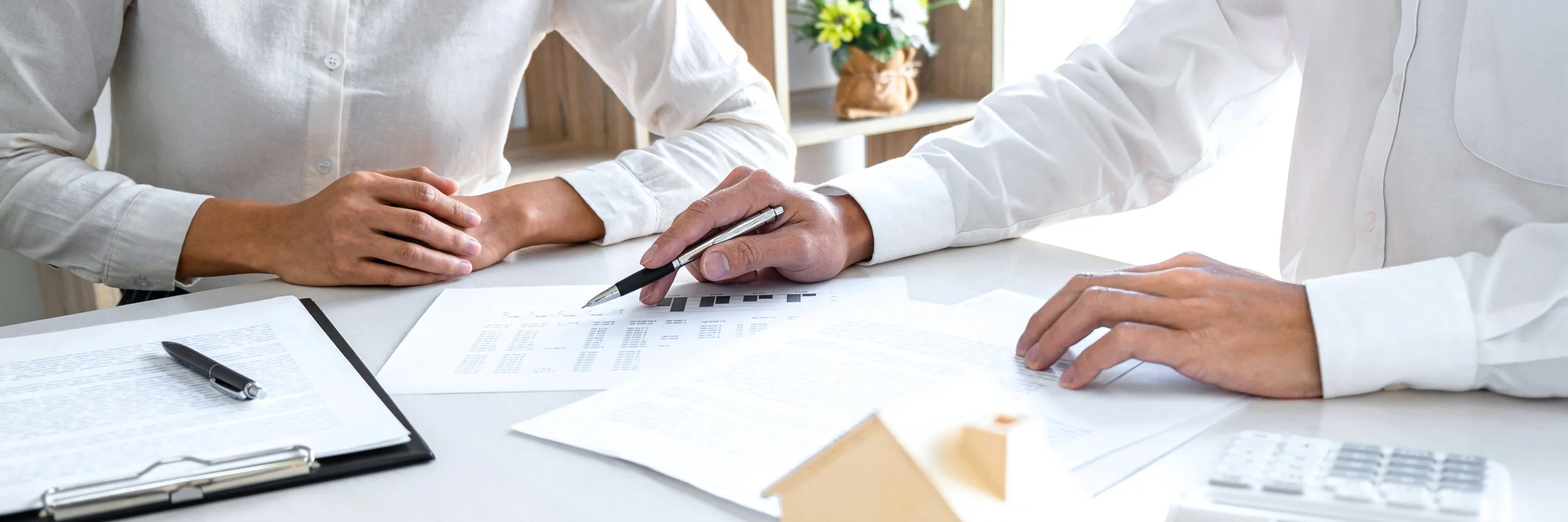 WHAT DETERMINES HOME VALUE?